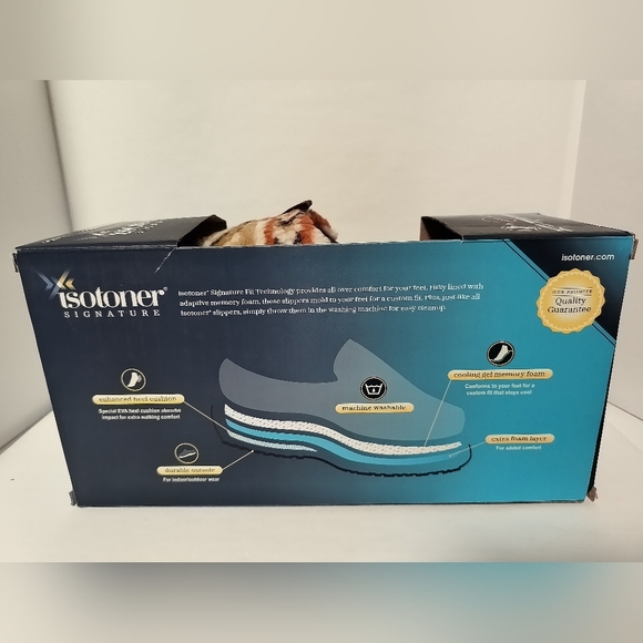 New Men Slippers / Size 8-9 - Picture 5 of 9